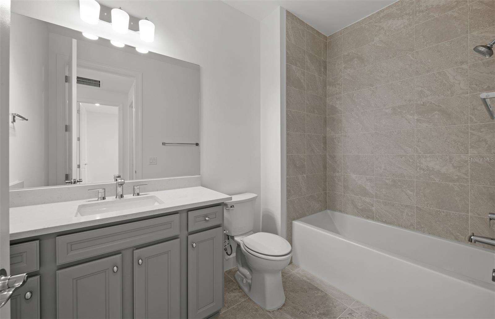 18604 HARBOR SANDS PL — photo 16