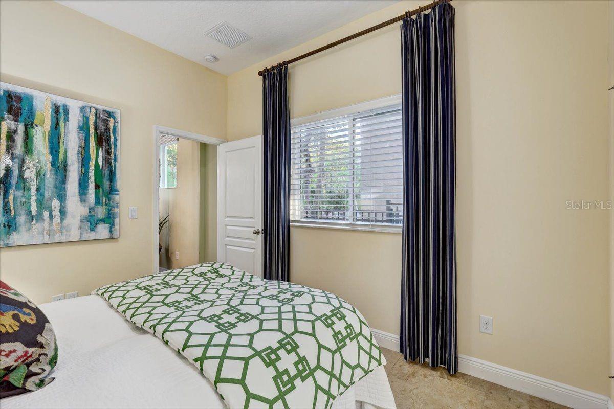 7209 MEETING HOUSE LN — photo 30