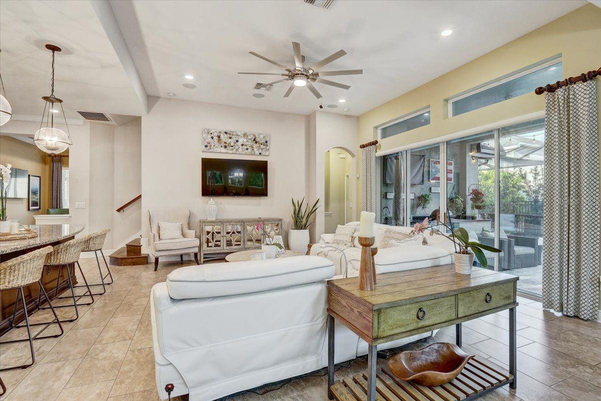 7209 MEETING HOUSE LN — photo 10