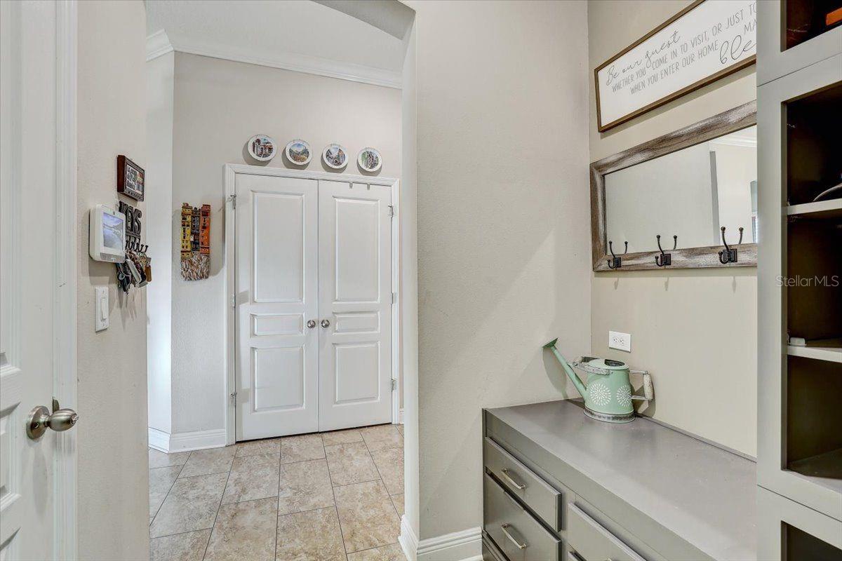 7209 MEETING HOUSE LN — photo 39