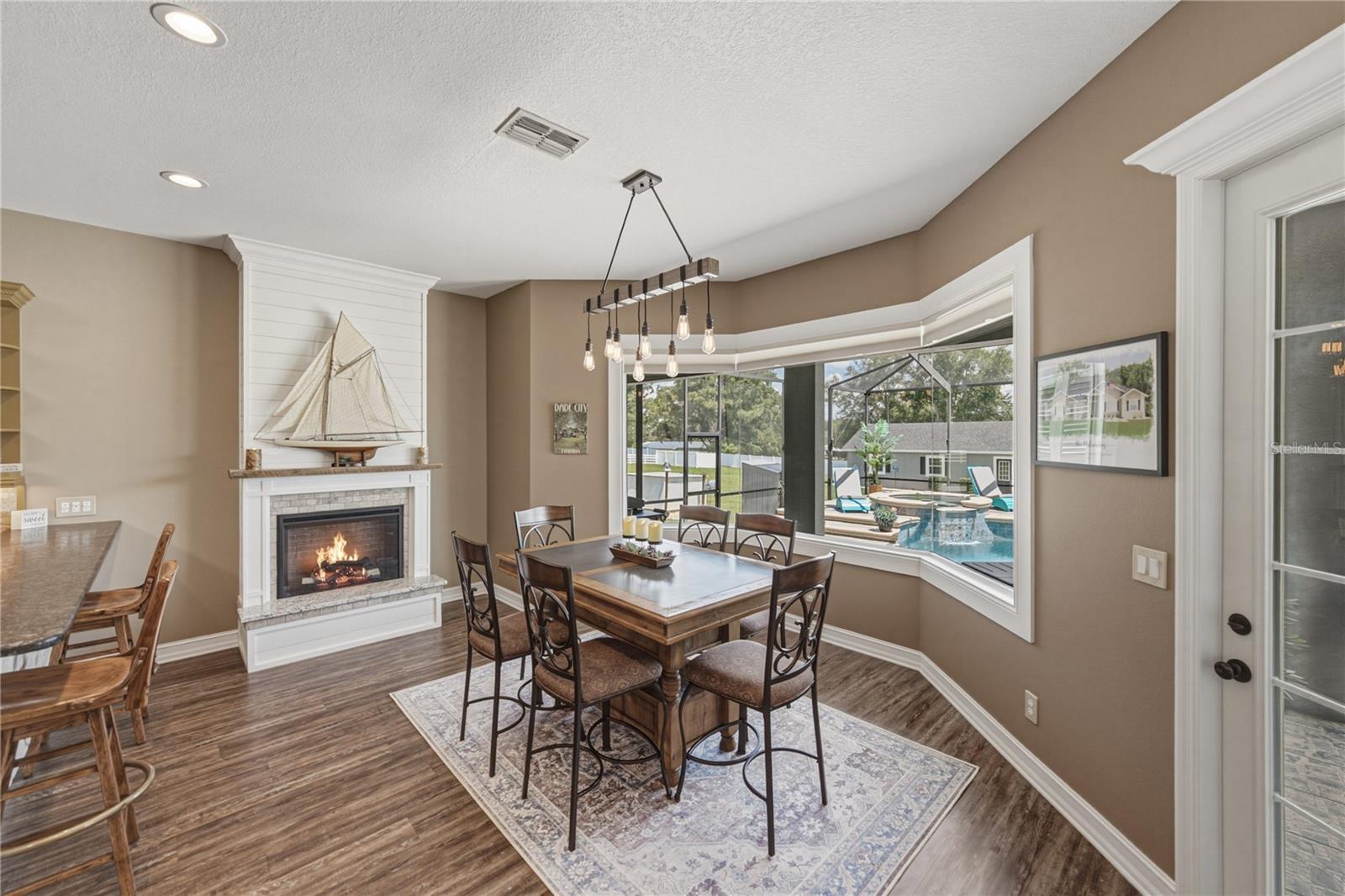 37405 HIGHRIDGE DR — photo 24