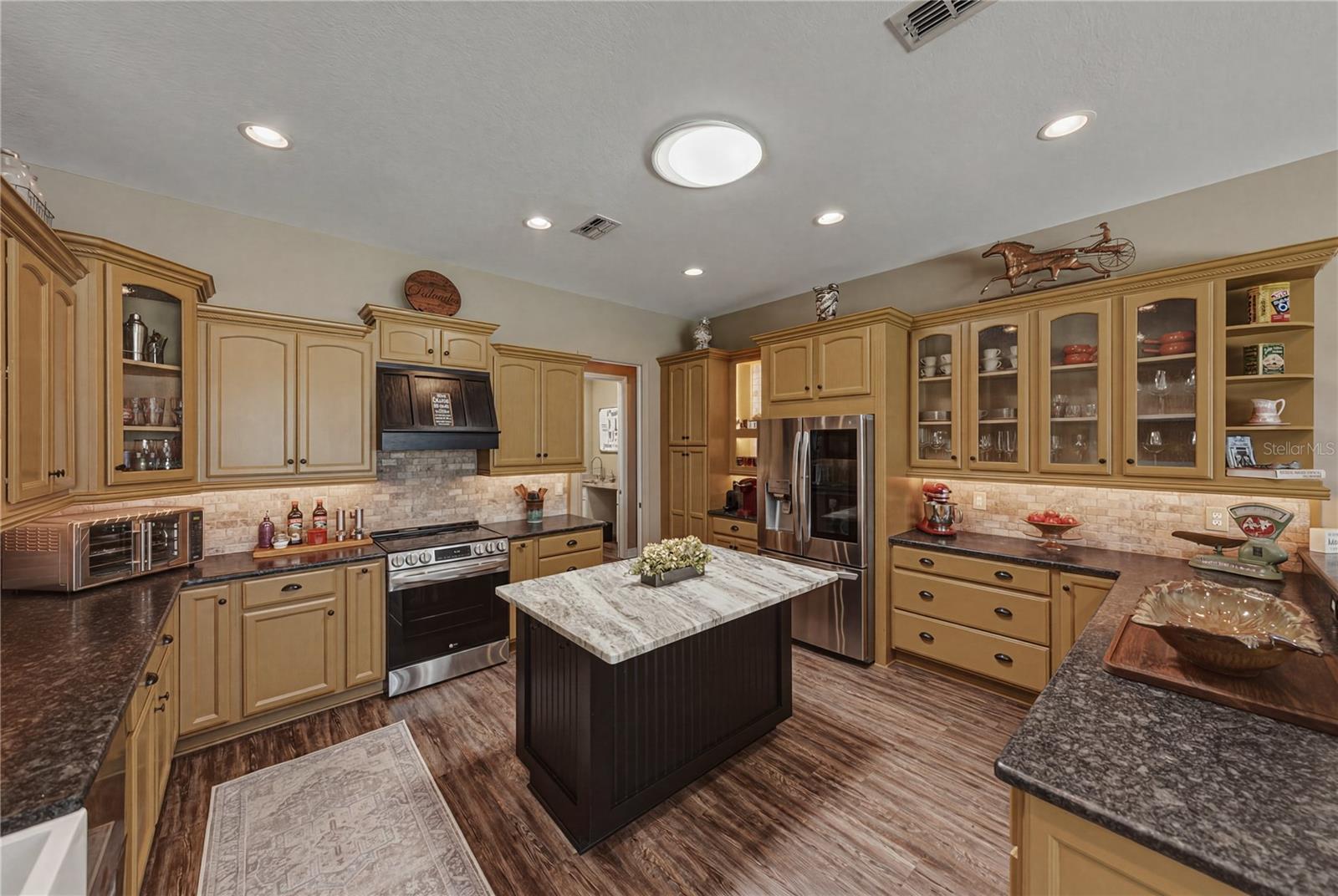 37405 HIGHRIDGE DR — photo 16