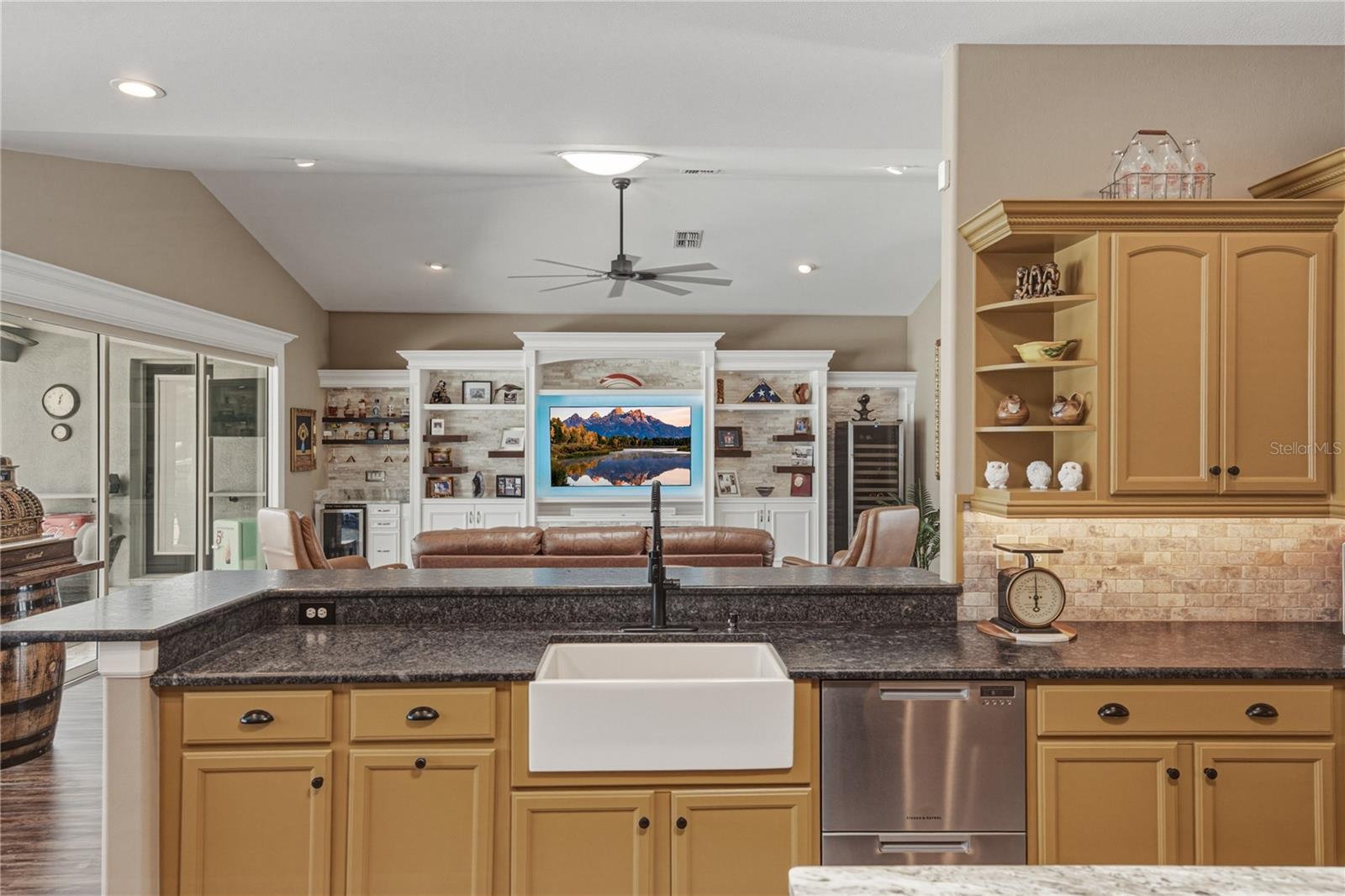 37405 HIGHRIDGE DR — photo 19