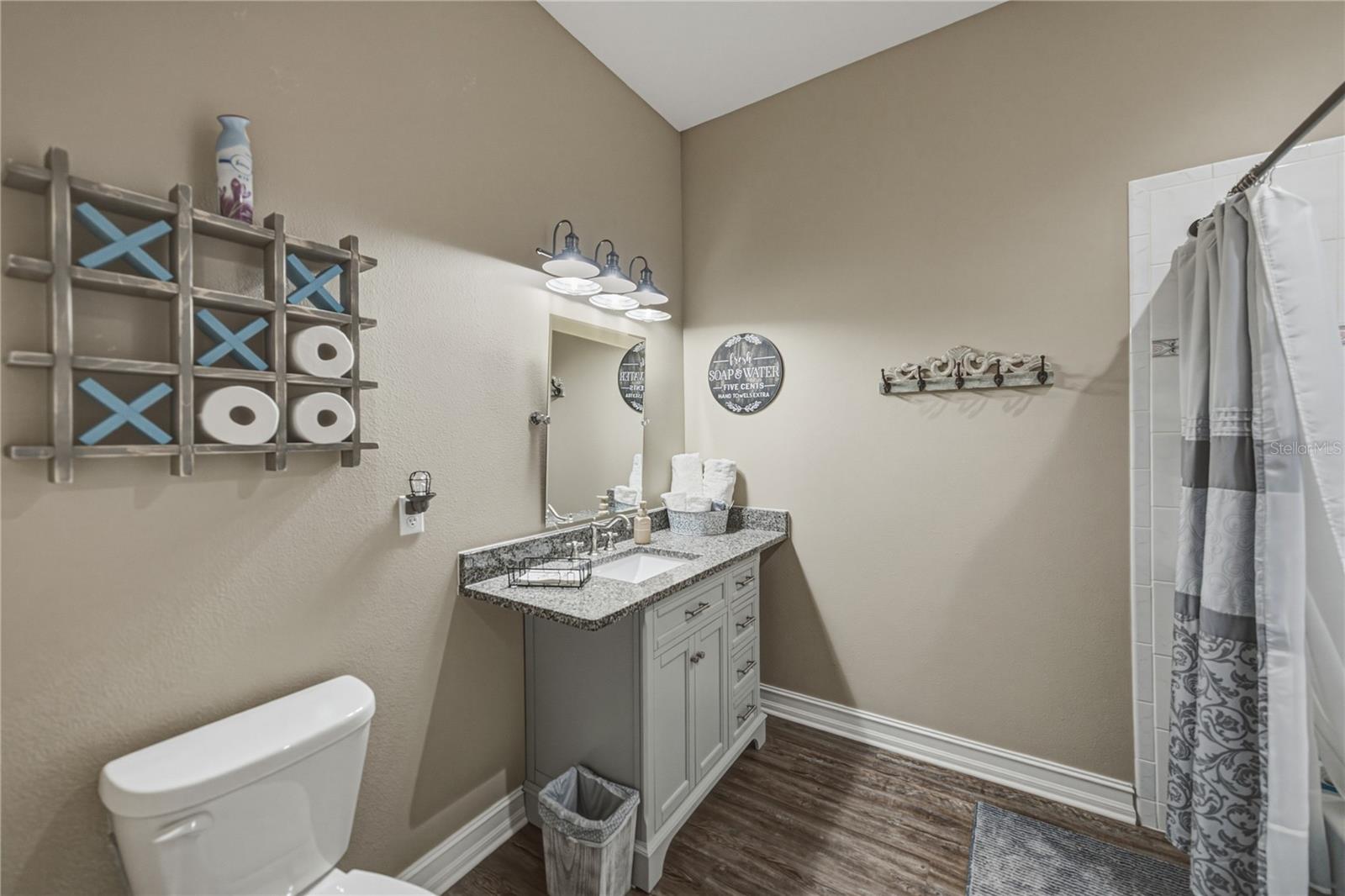 37405 HIGHRIDGE DR — photo 44