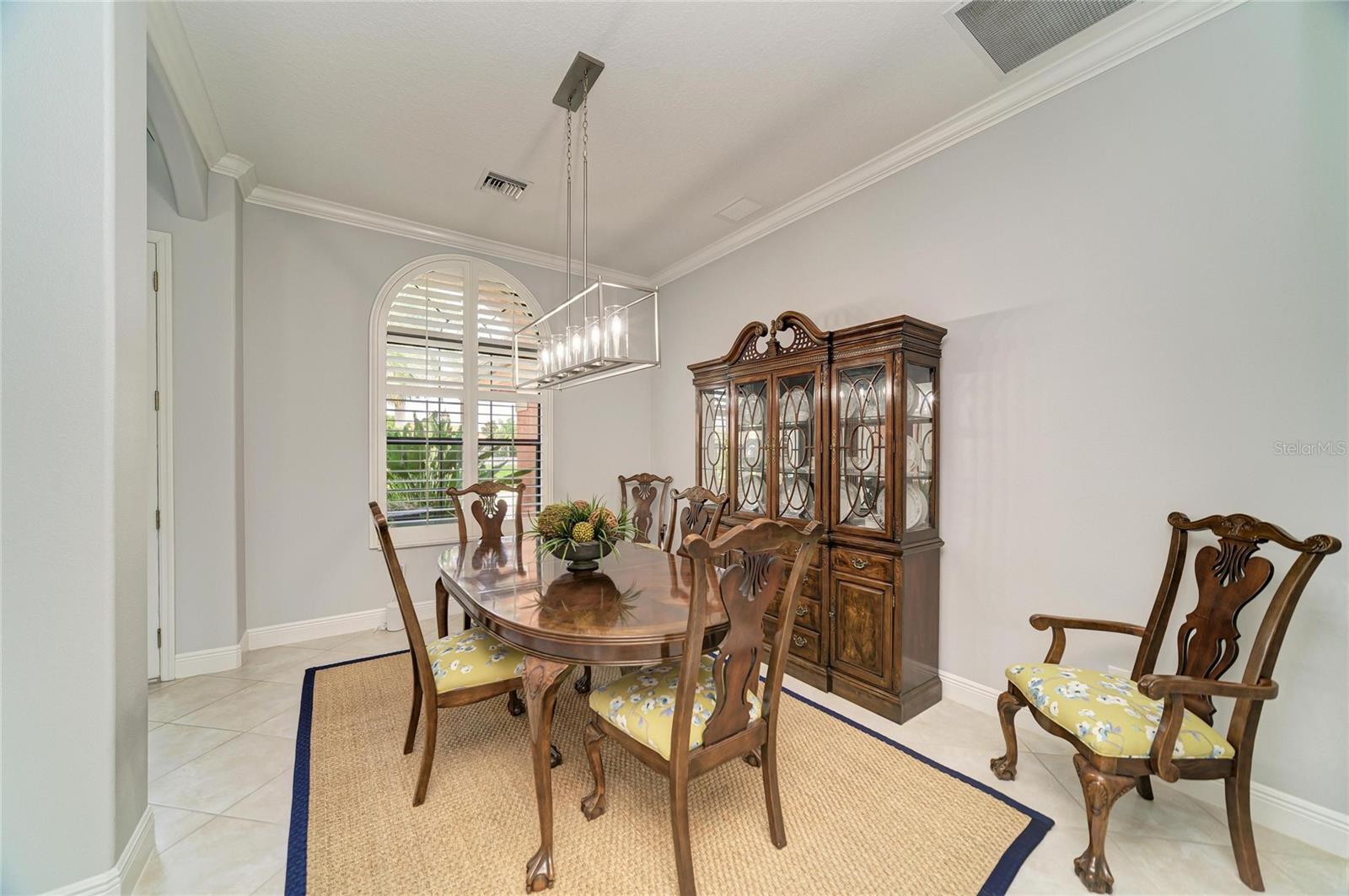 545 MAST DR — photo 35