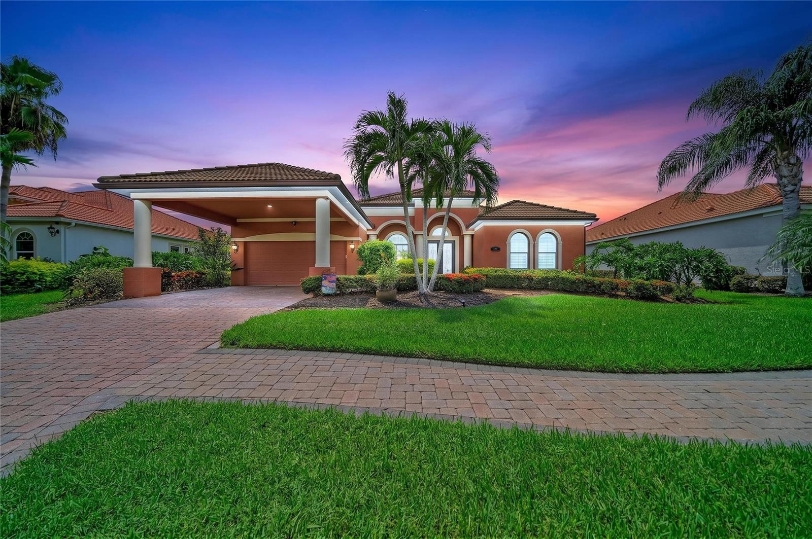 545 MAST DR — photo 11