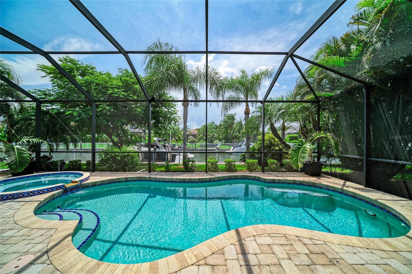 545 MAST DR — photo 64
