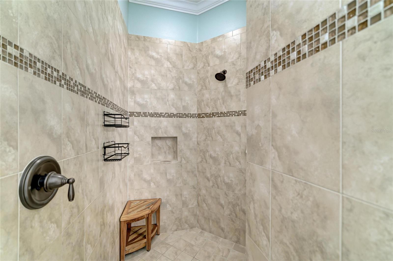 545 MAST DR — photo 46