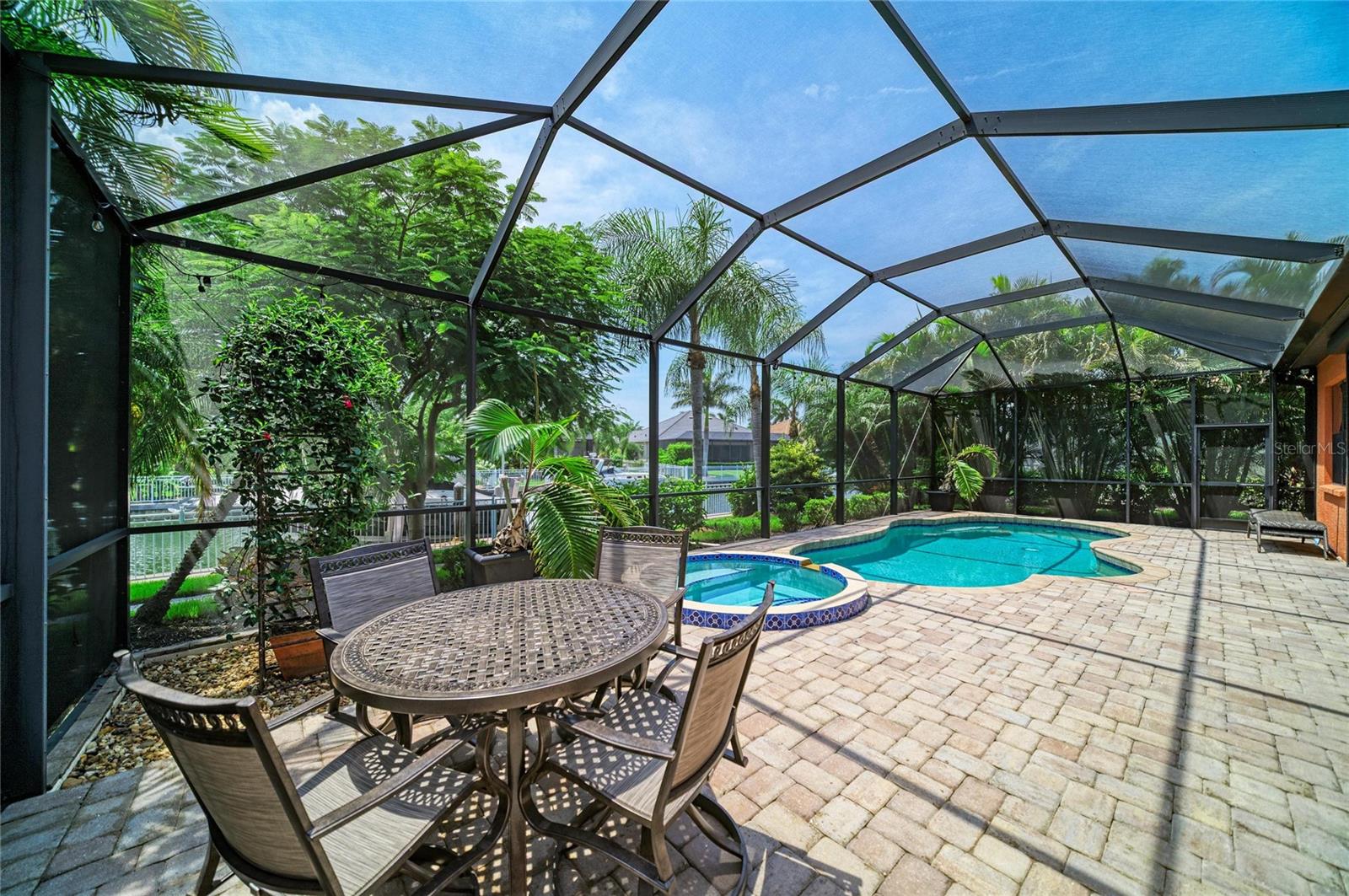 545 MAST DR — photo 62