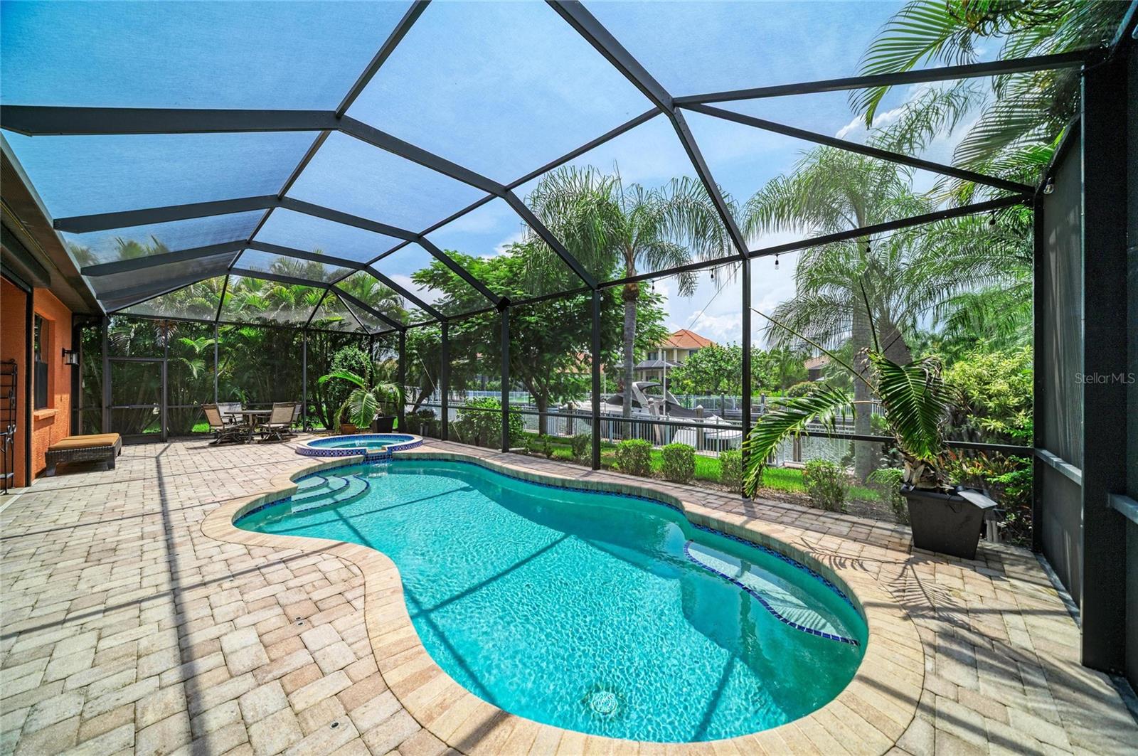 545 MAST DR — photo 66