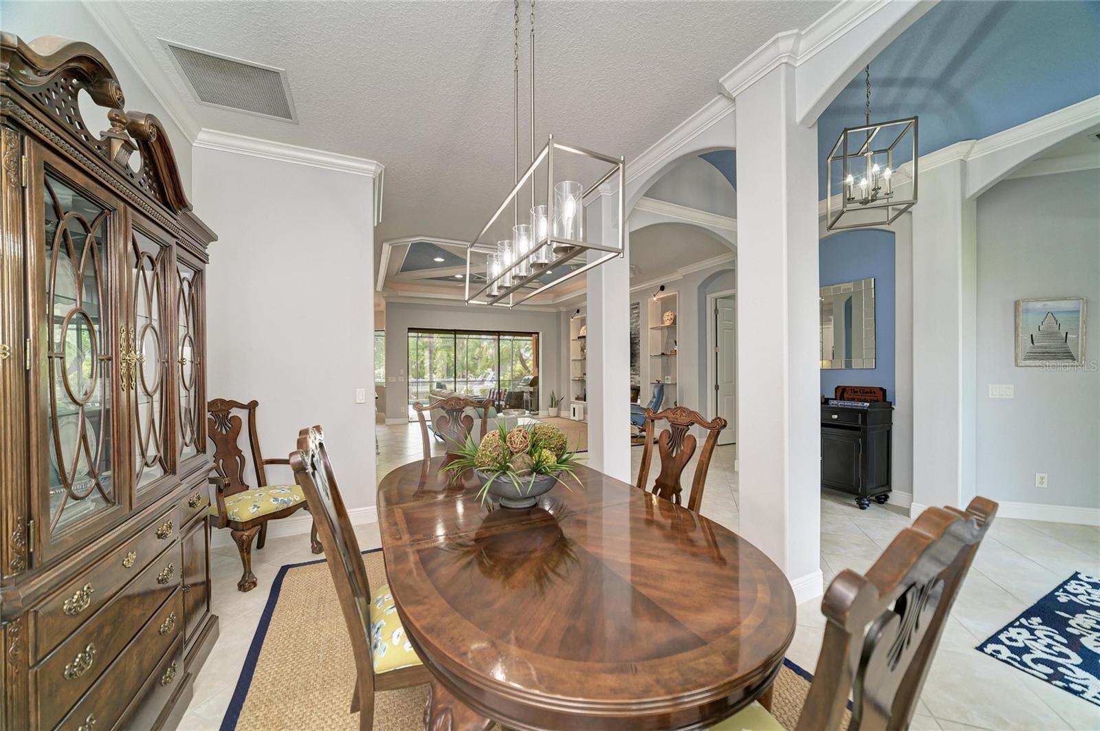 545 MAST DR — photo 38