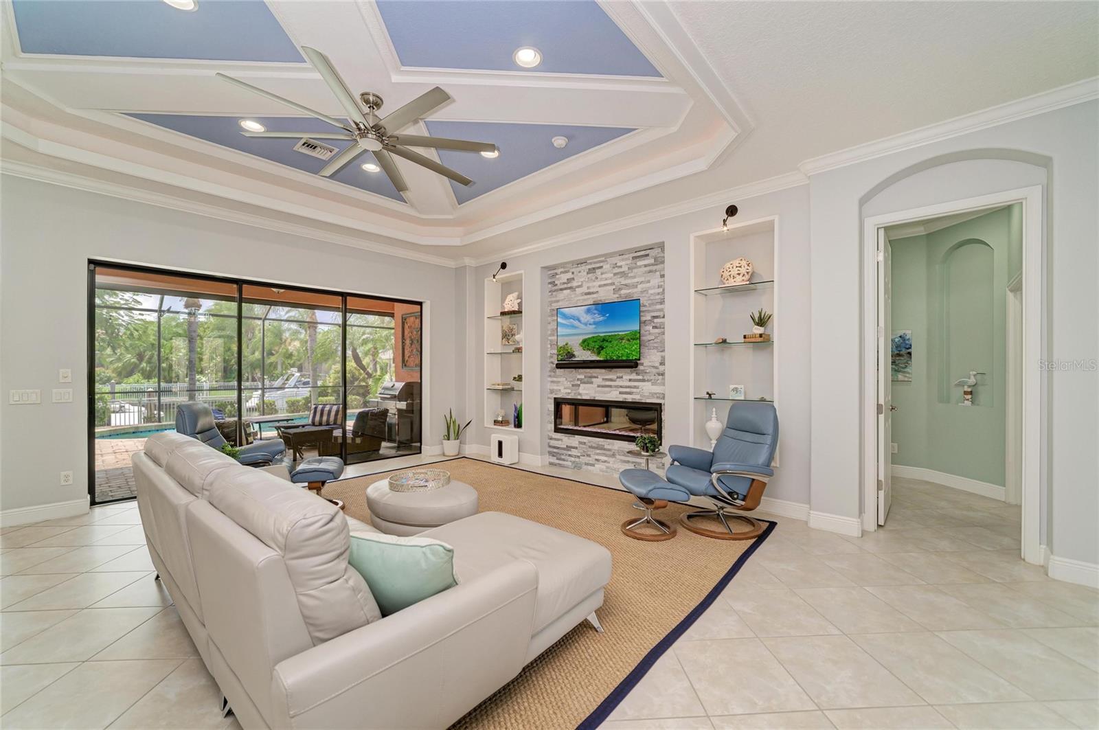545 MAST DR — photo 19