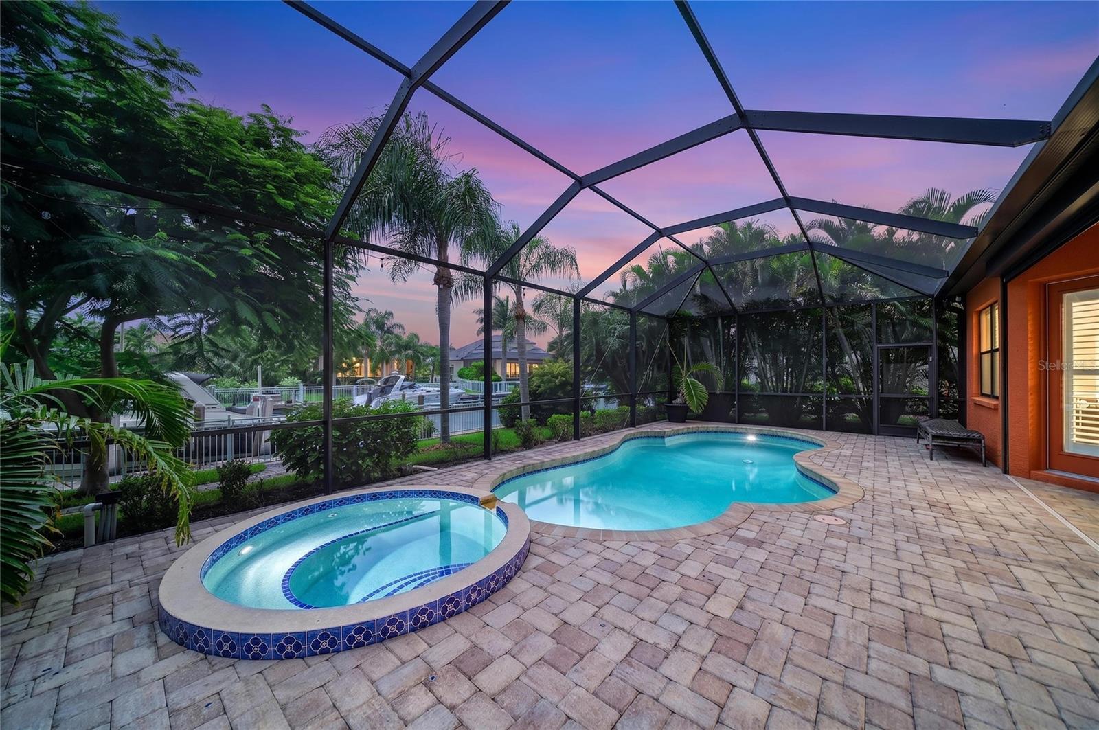 545 MAST DR — photo 61