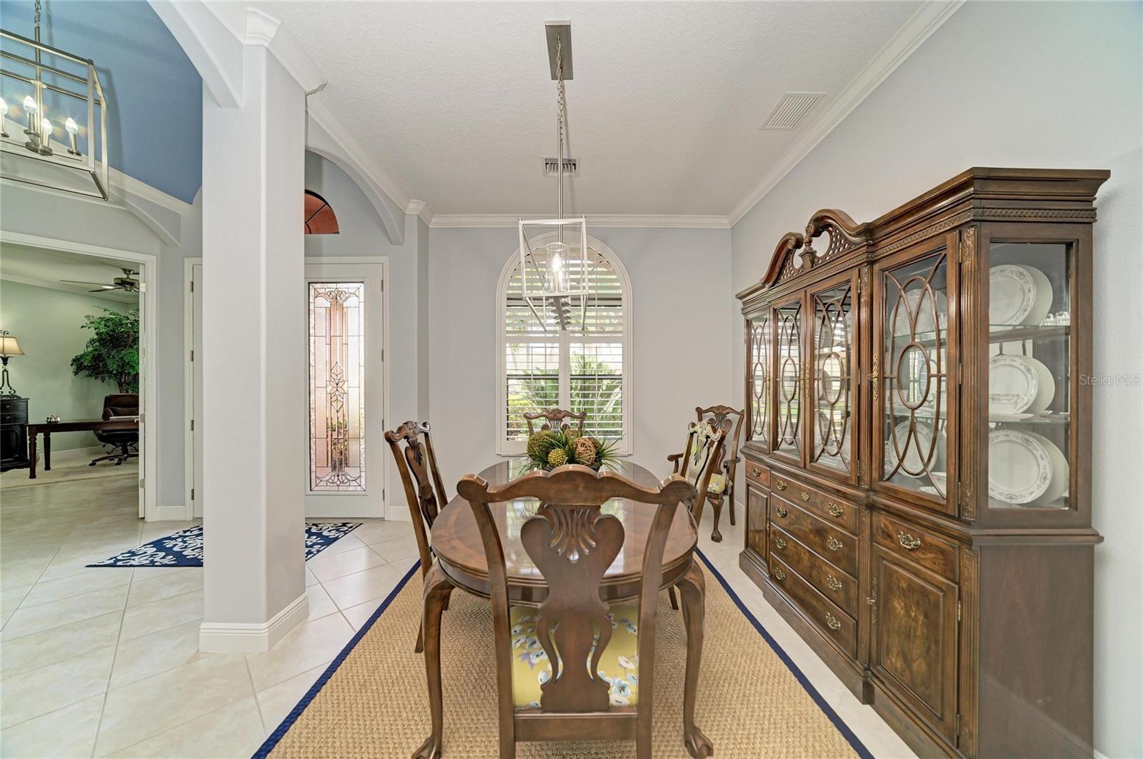545 MAST DR — photo 36