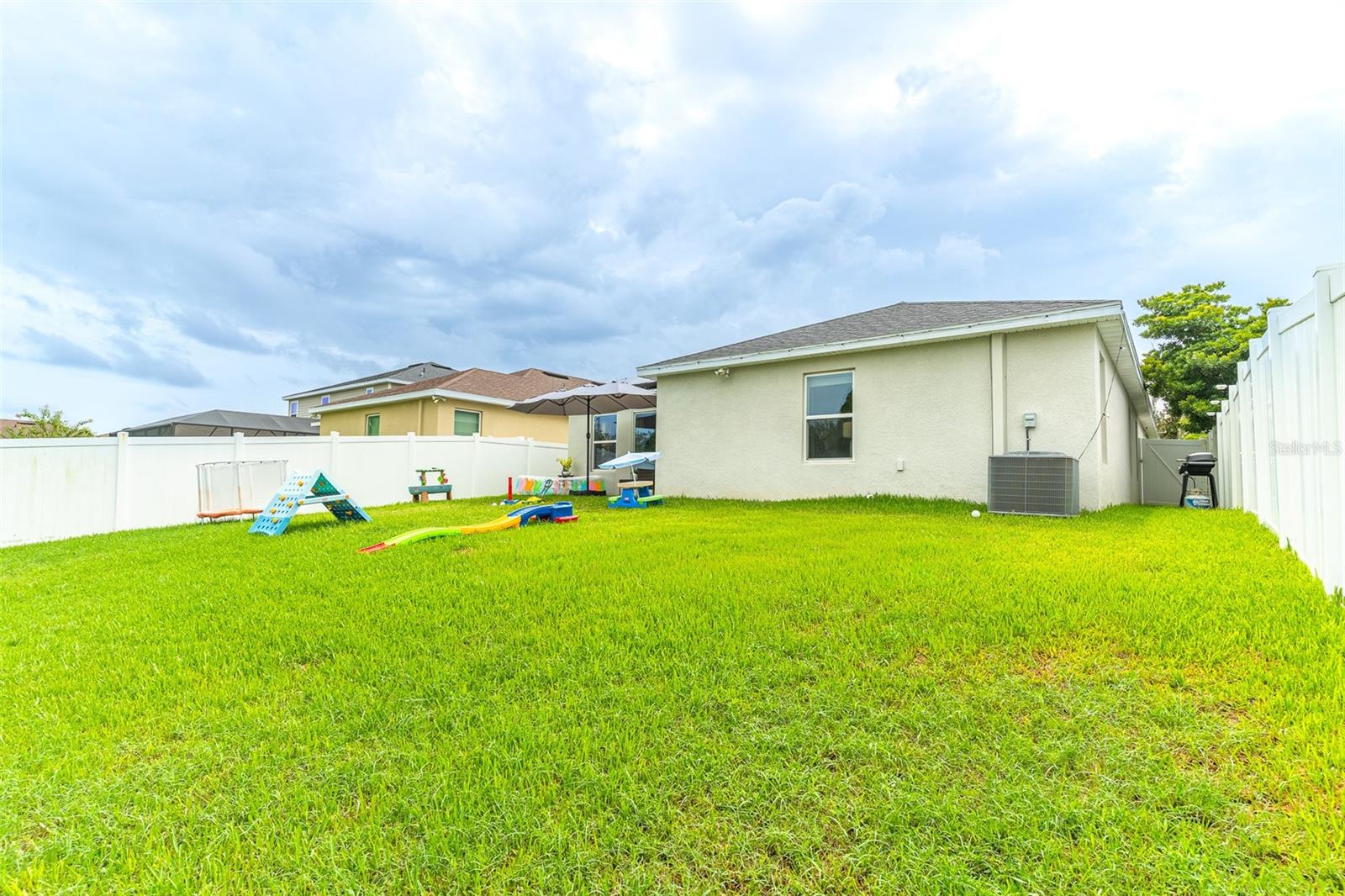 615 VALRI PARK DR — photo 25