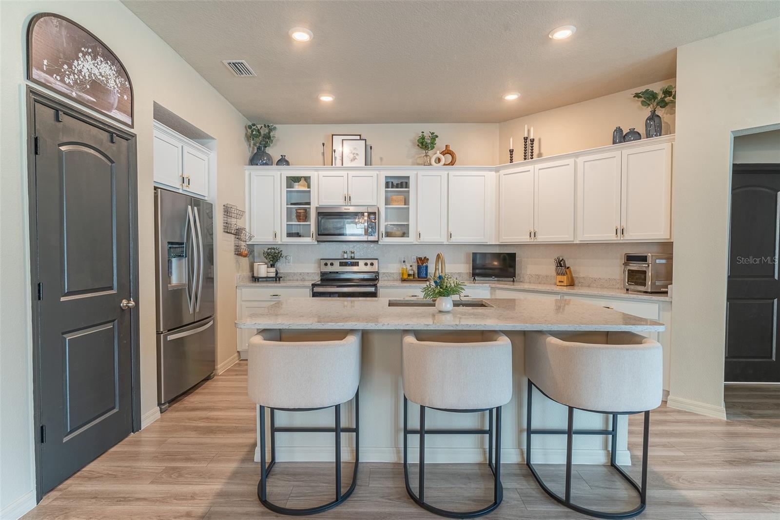 615 VALRI PARK DR — photo 5