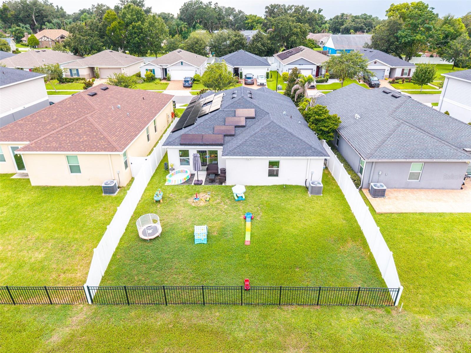 615 VALRI PARK DR — photo 36