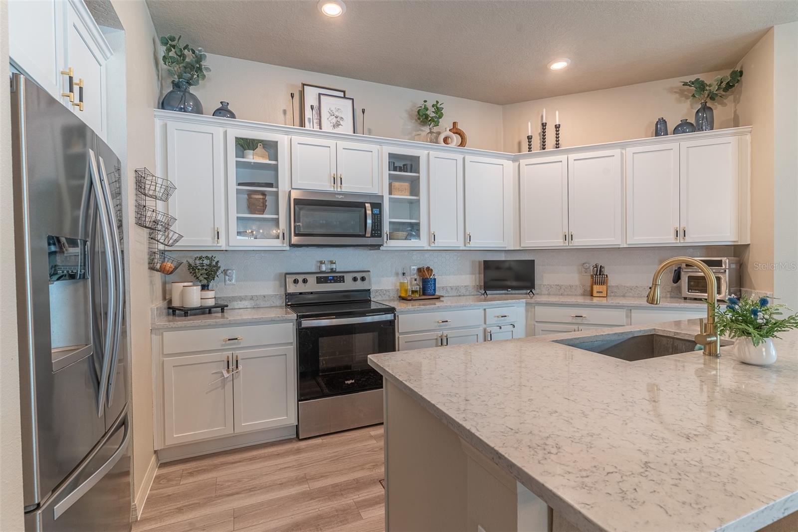 615 VALRI PARK DR — photo 9