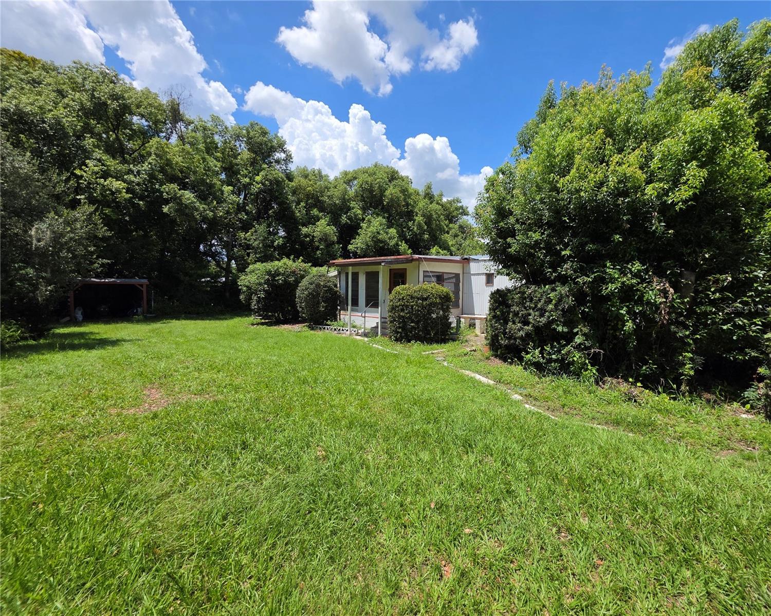 33600 ISABELLE DR — photo 2