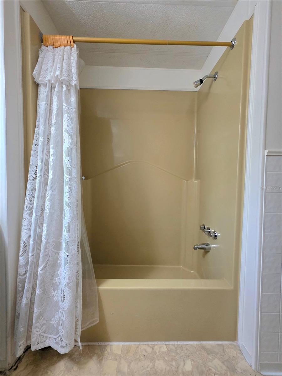 33600 ISABELLE DR — photo 20