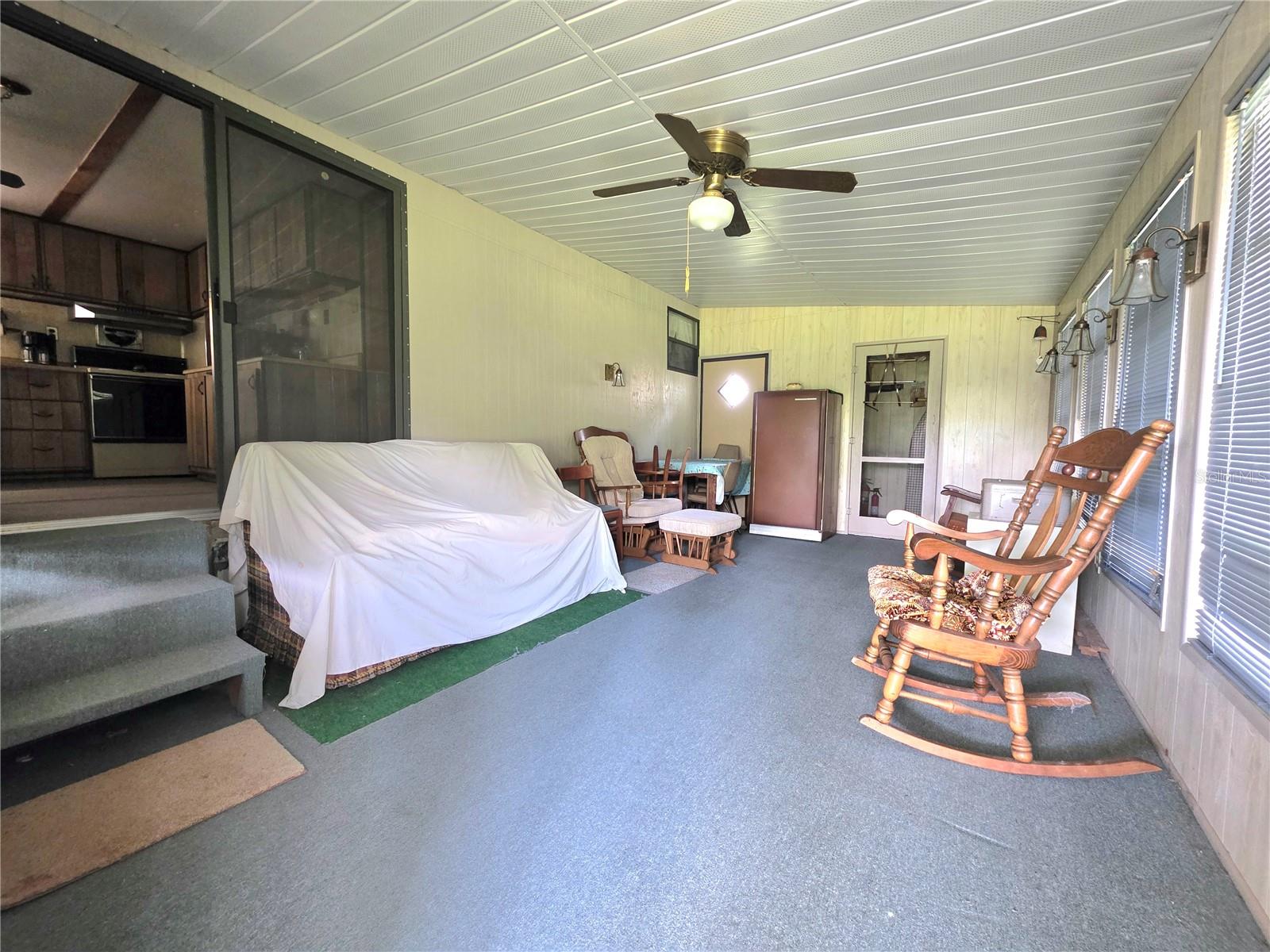 33600 ISABELLE DR — photo 41