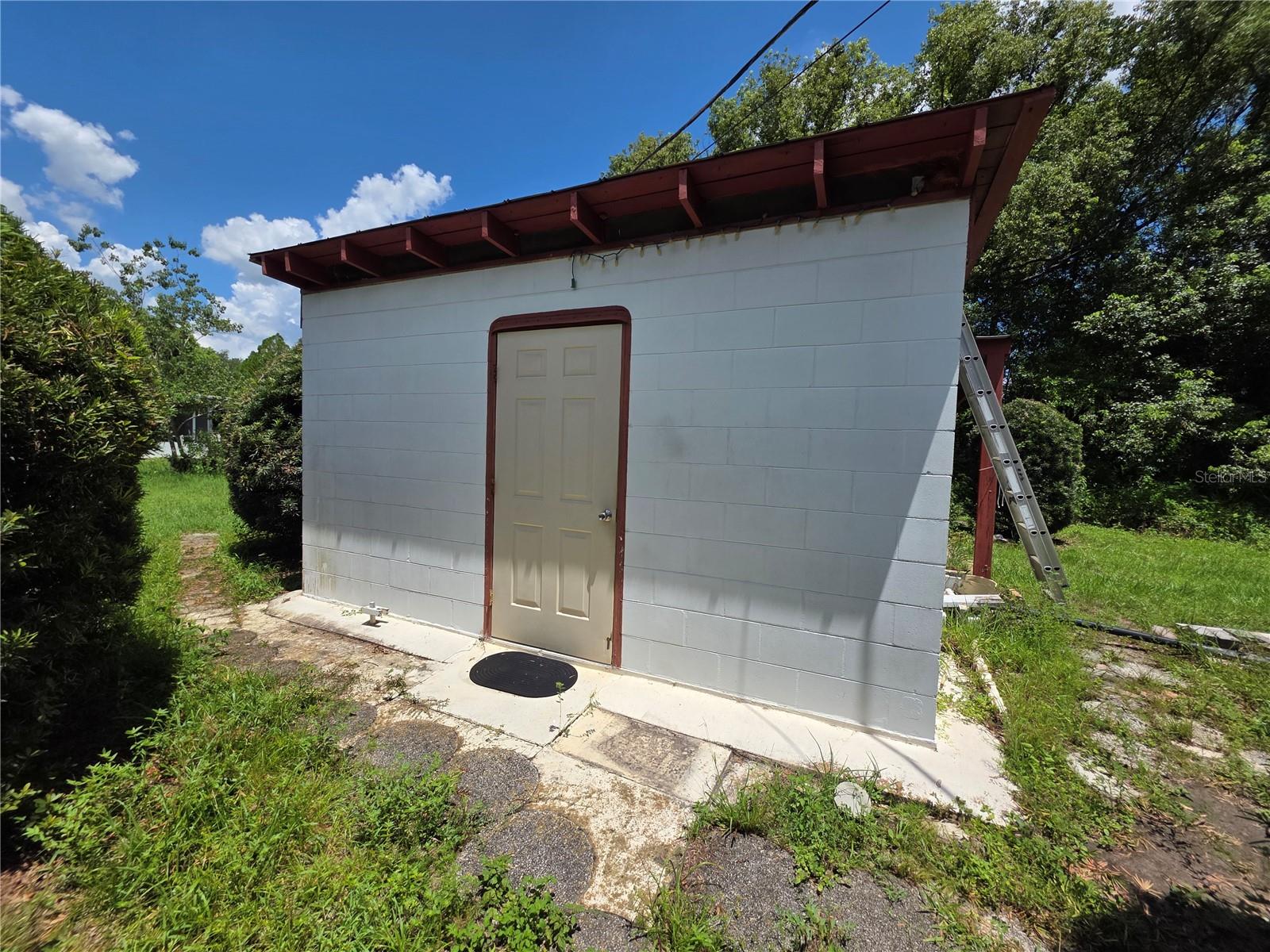 33600 ISABELLE DR — photo 5