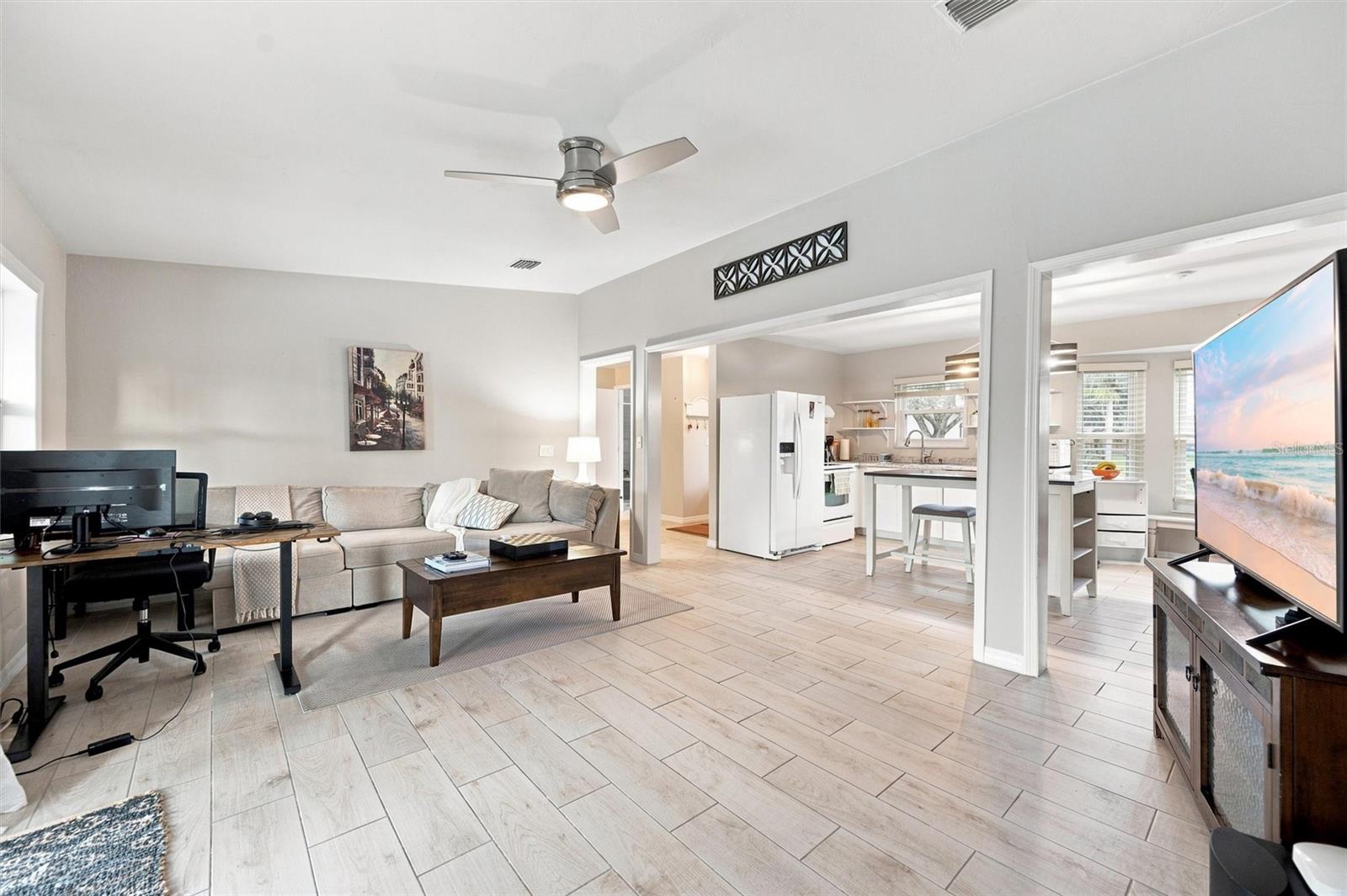 670 KIRKLAND CIR — photo 15