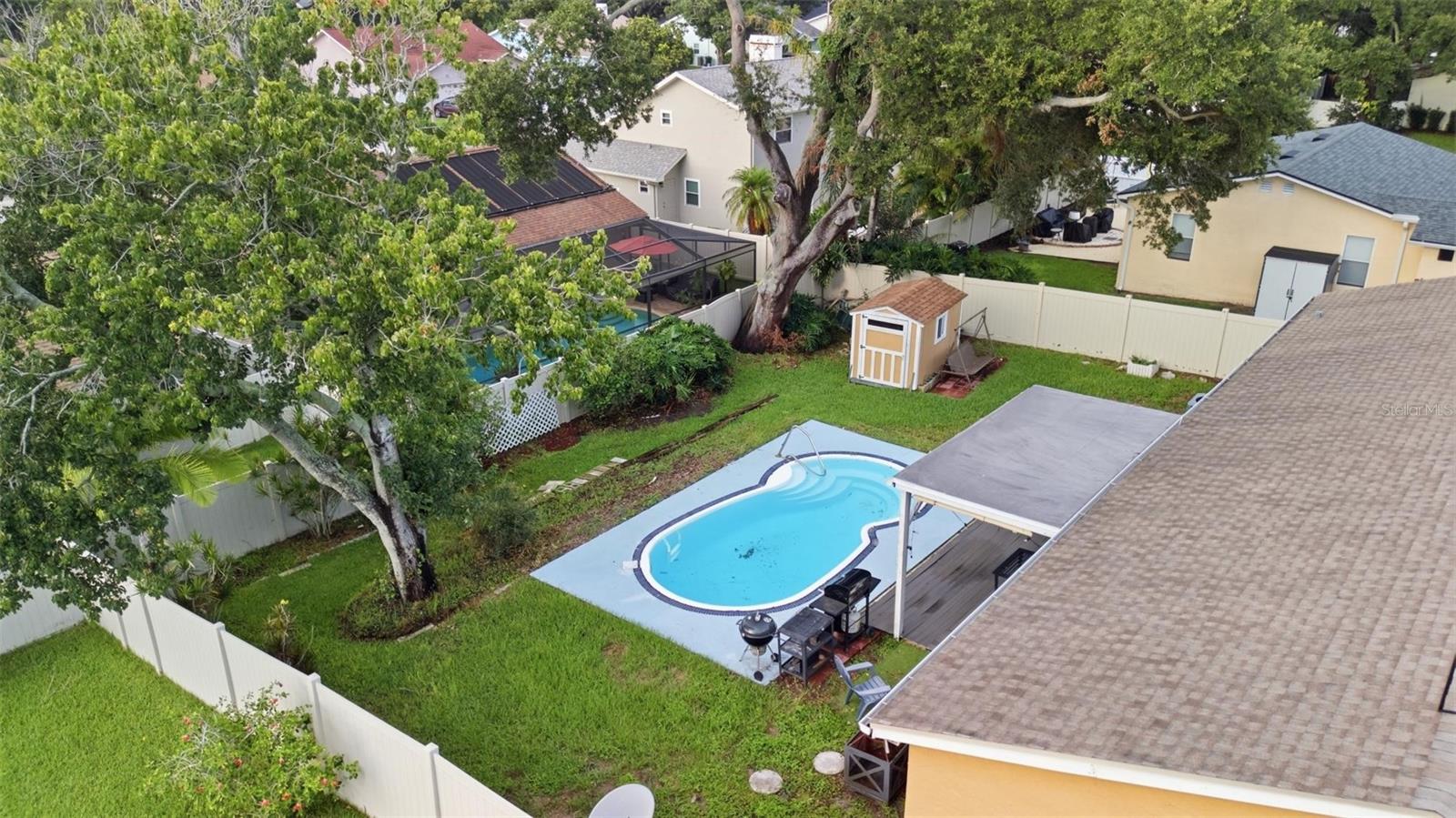 670 KIRKLAND CIR — photo 38