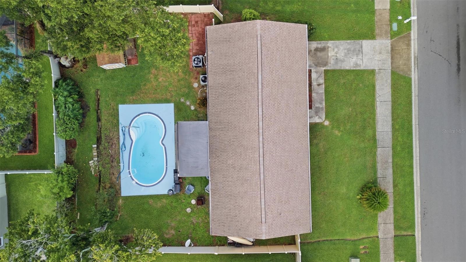 670 KIRKLAND CIR — photo 40