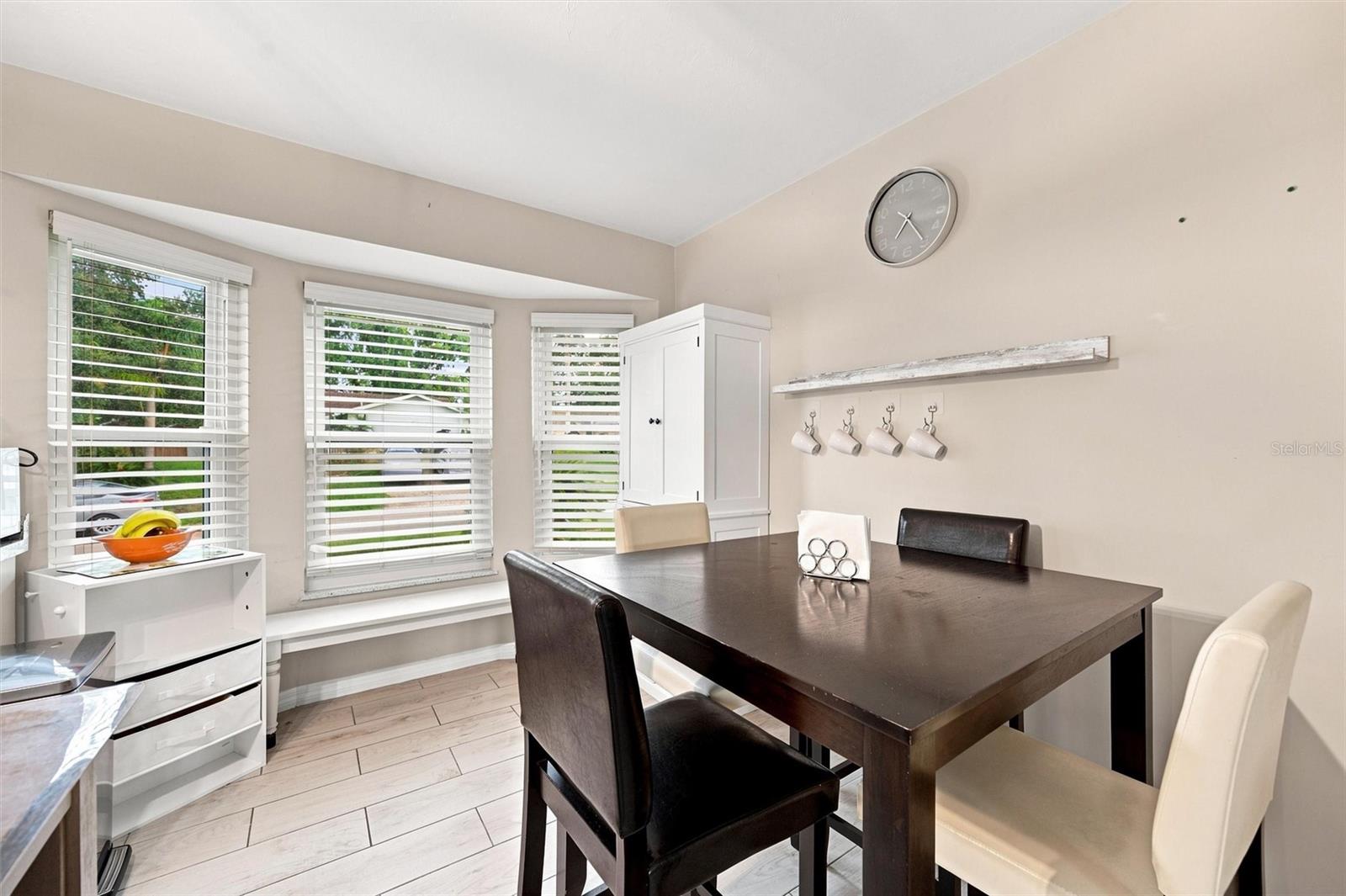 670 KIRKLAND CIR — photo 11