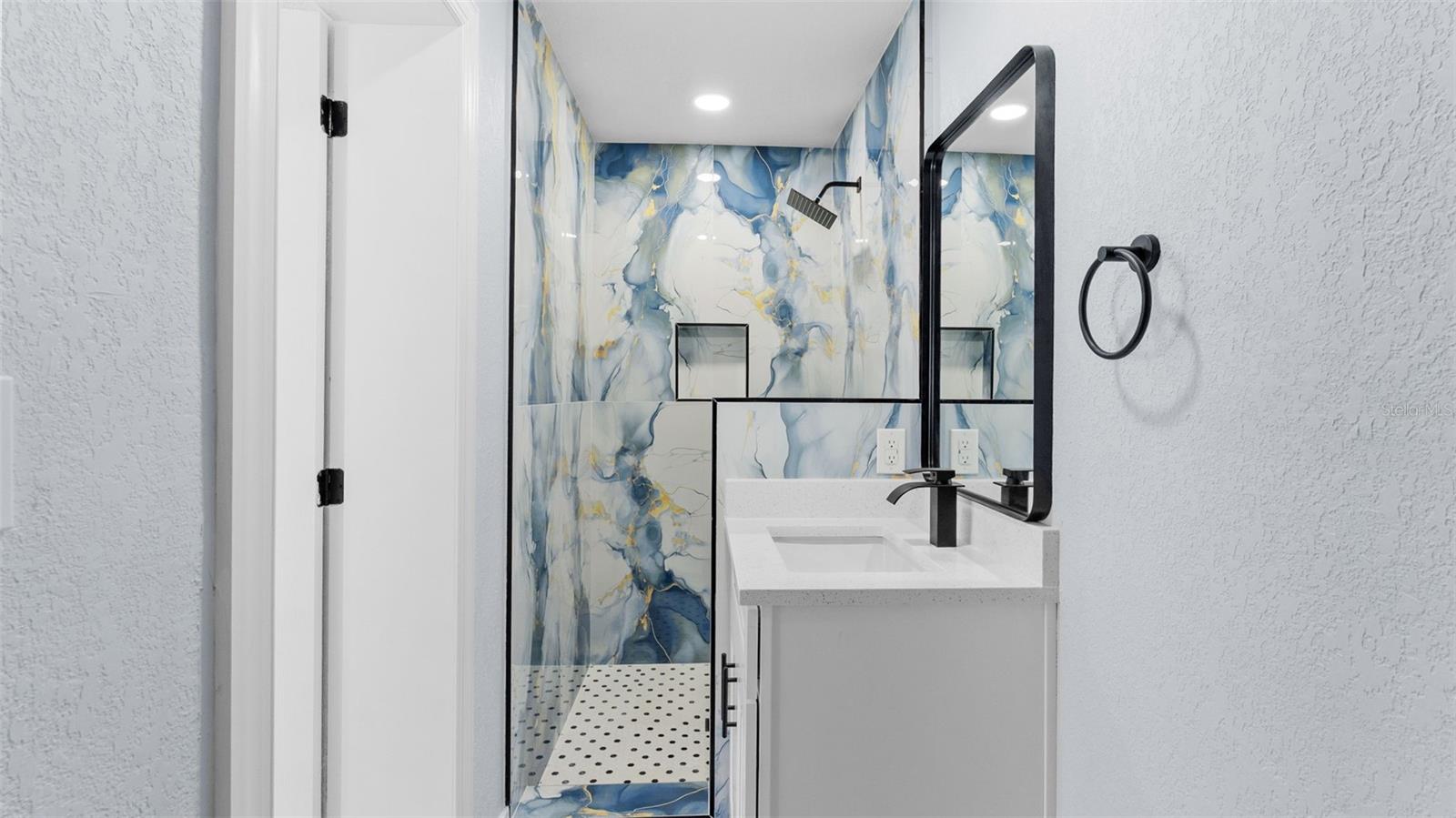 7710 CORAL VINE LN — photo 21