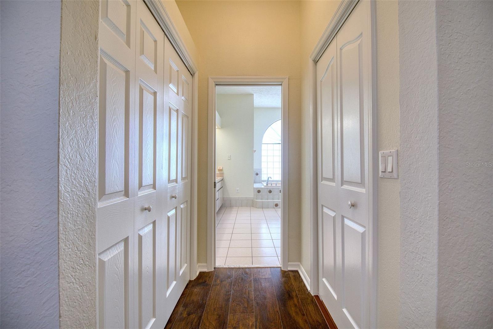 18608 AUTUMN LAKE BLVD — photo 22