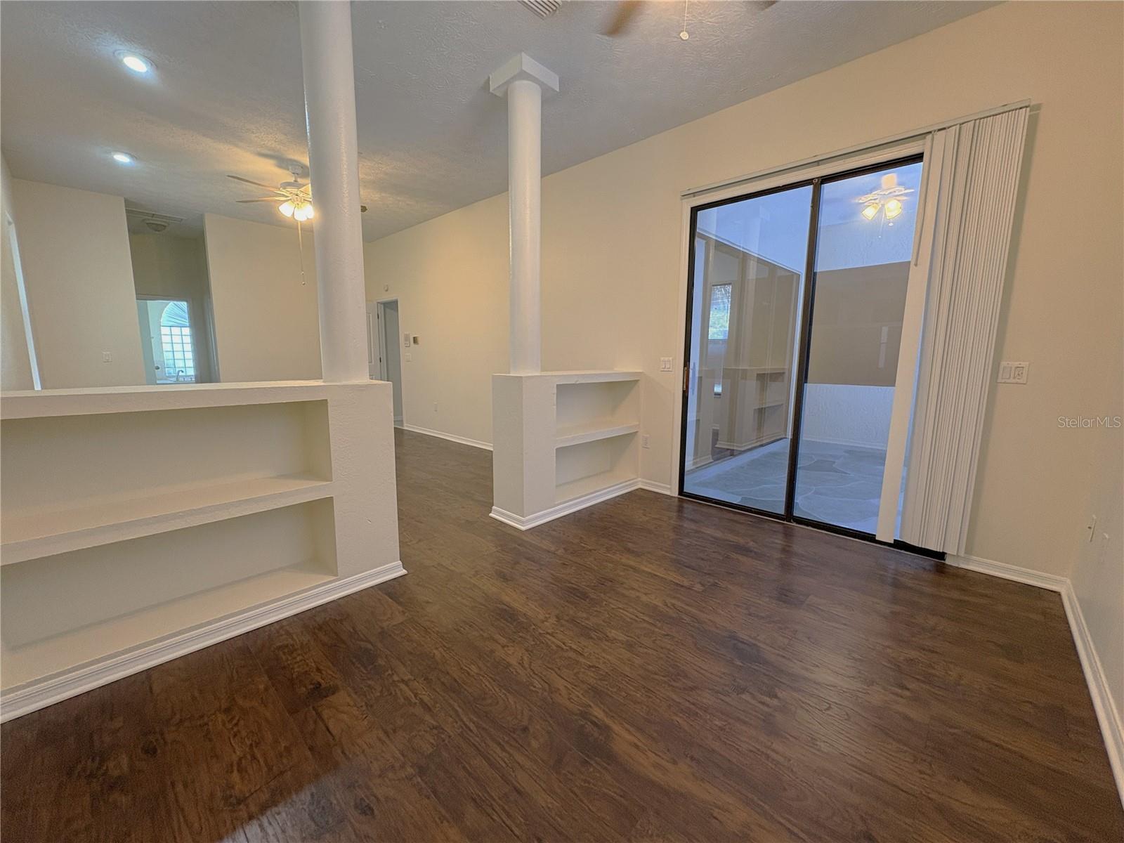 18608 AUTUMN LAKE BLVD — photo 19