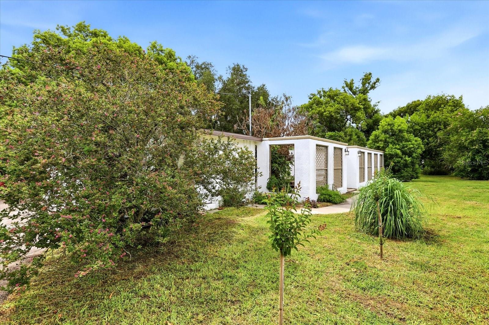 403 S PARSONS AVE — photo 4