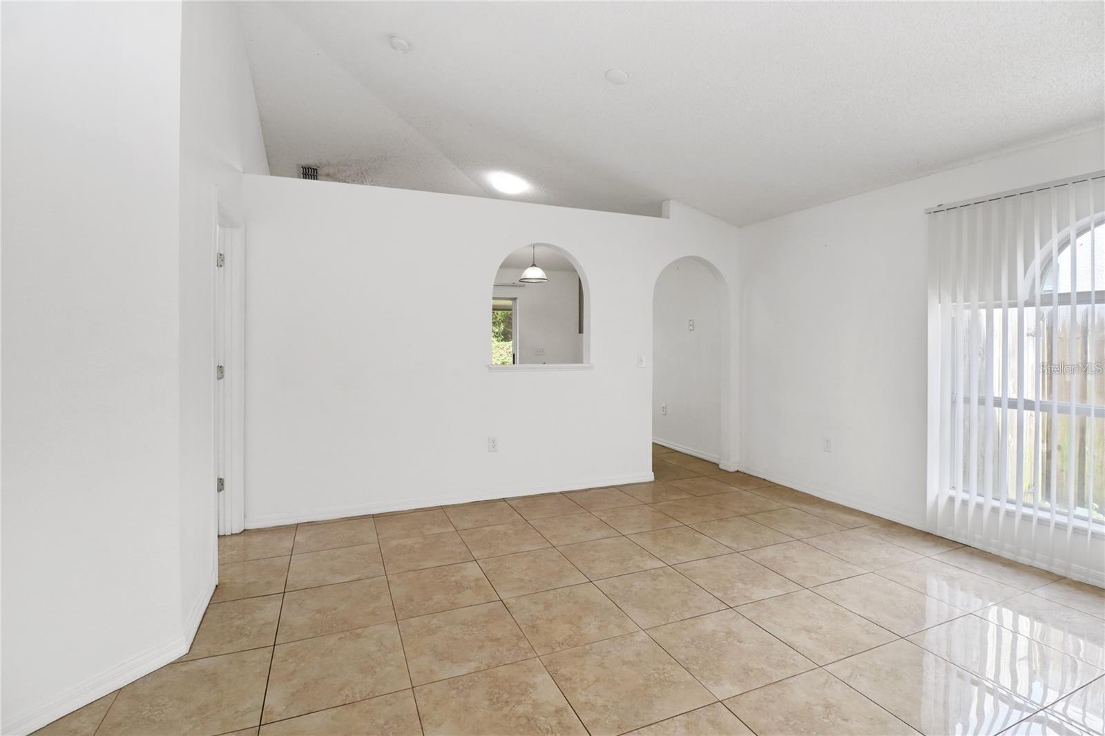 10437 OPUS DR — photo 12