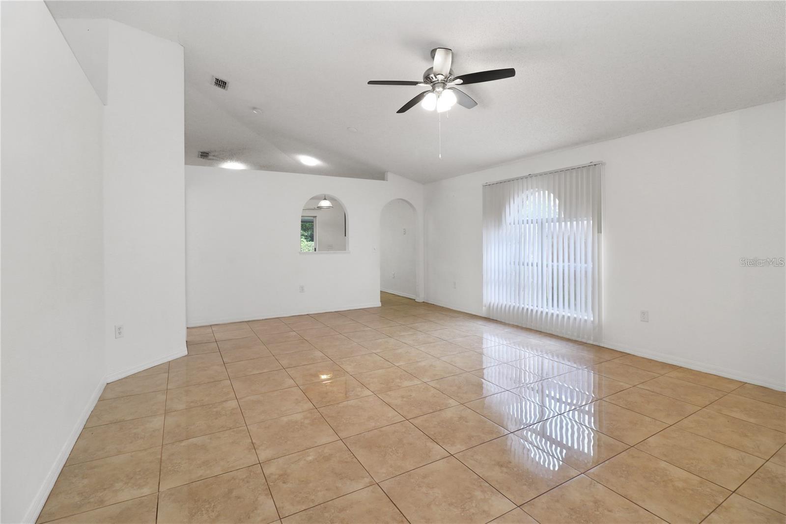 10437 OPUS DR — photo 7