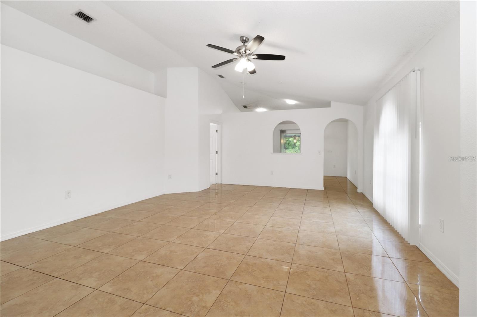 10437 OPUS DR — photo 5