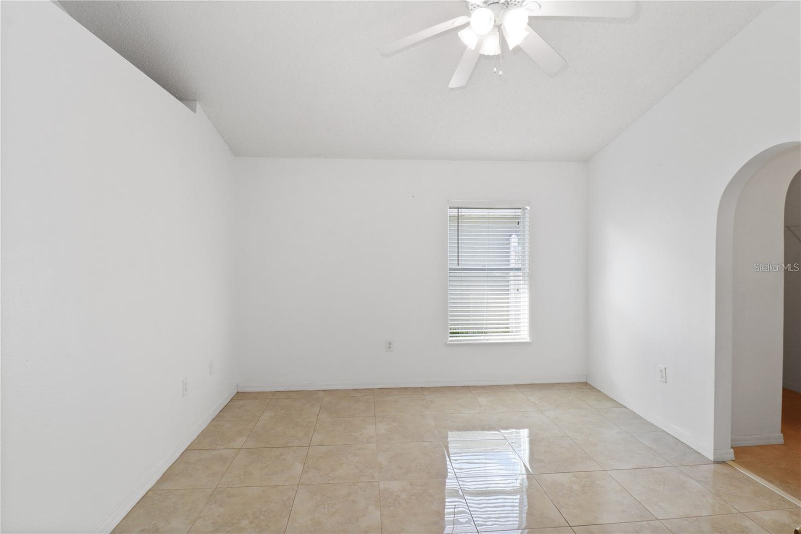10437 OPUS DR — photo 18