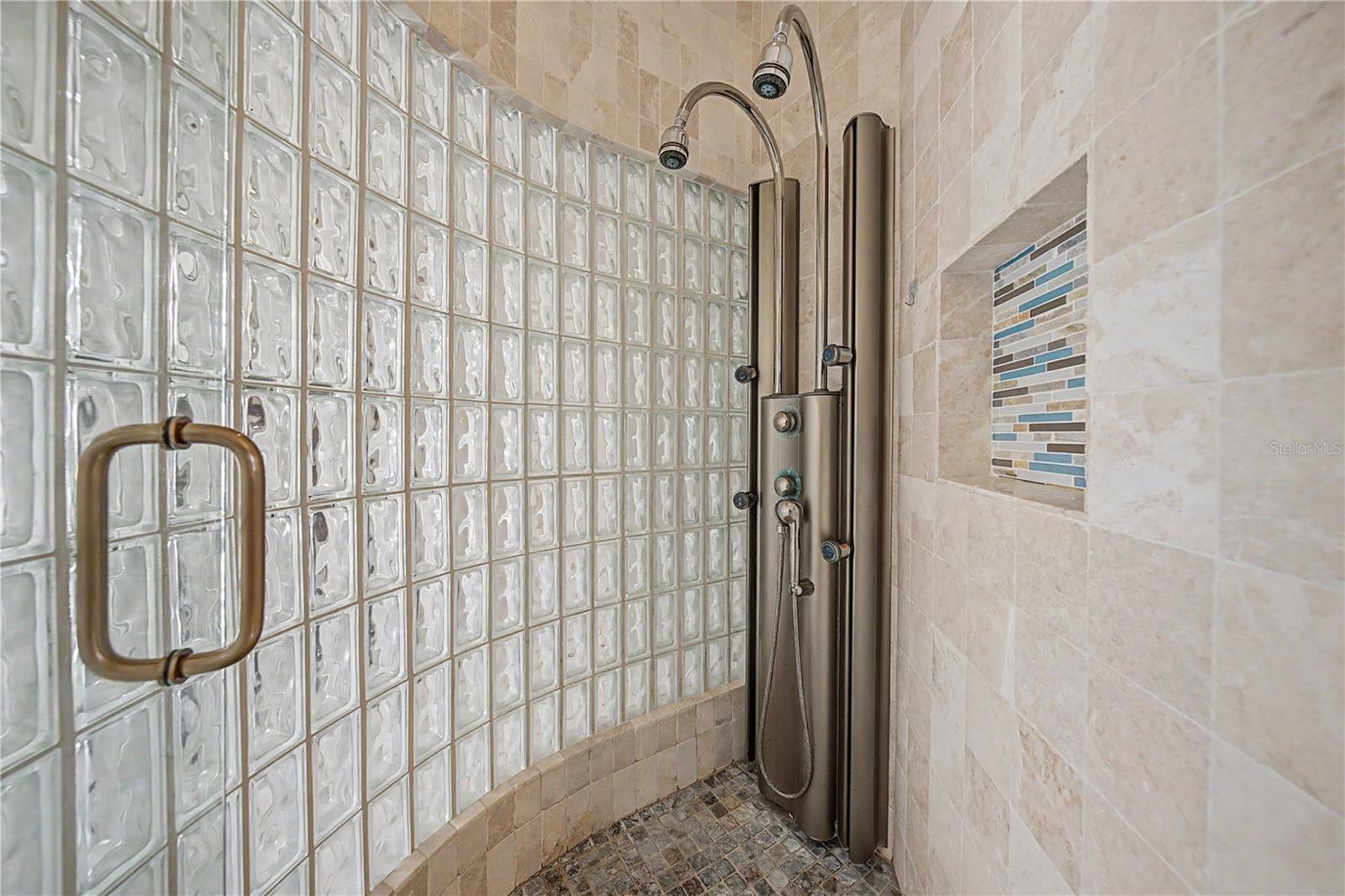 2093 SWAN LN — photo 29