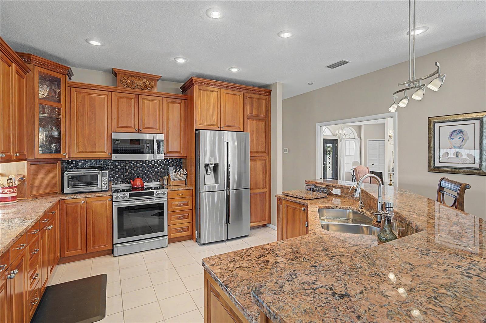 2093 SWAN LN — photo 12