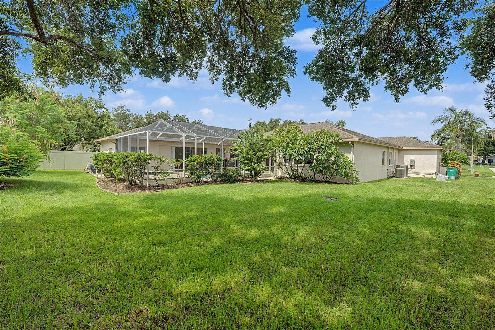 2093 SWAN LN — photo 45