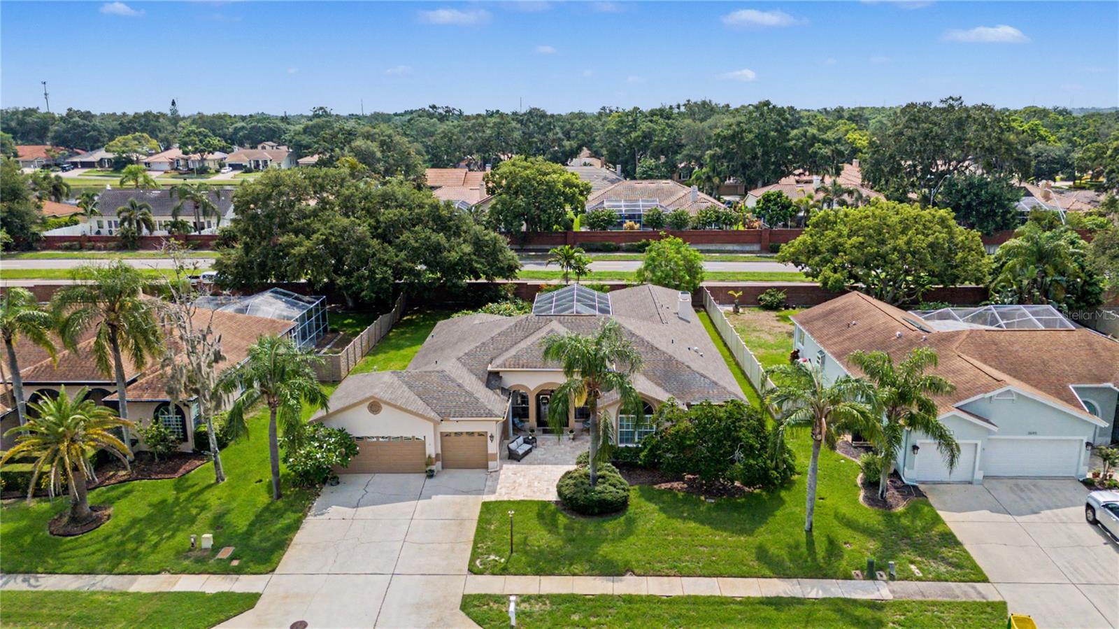 2093 SWAN LN — photo 50