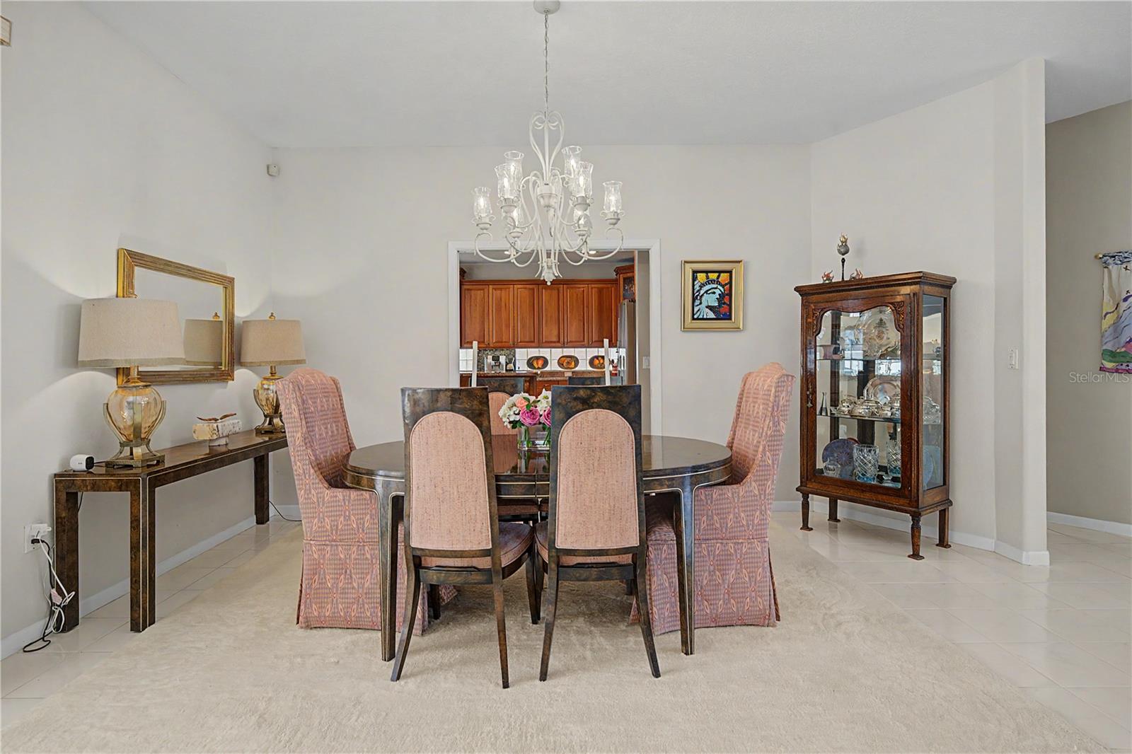 2093 SWAN LN — photo 11