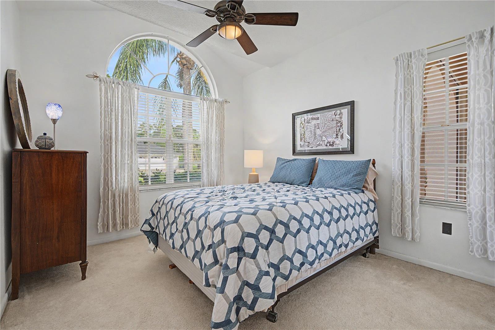 2093 SWAN LN — photo 31