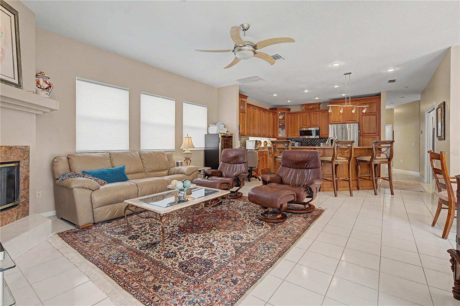 2093 SWAN LN — photo 21
