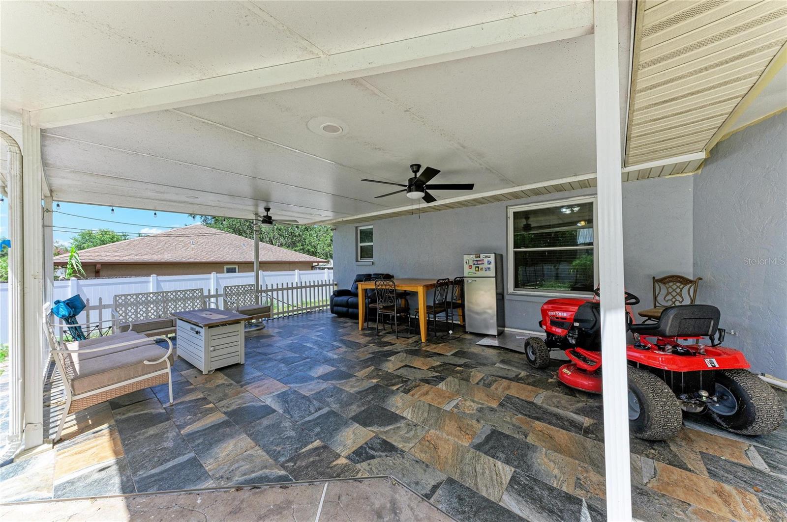 1520 SUNNYHILLS DR — photo 27