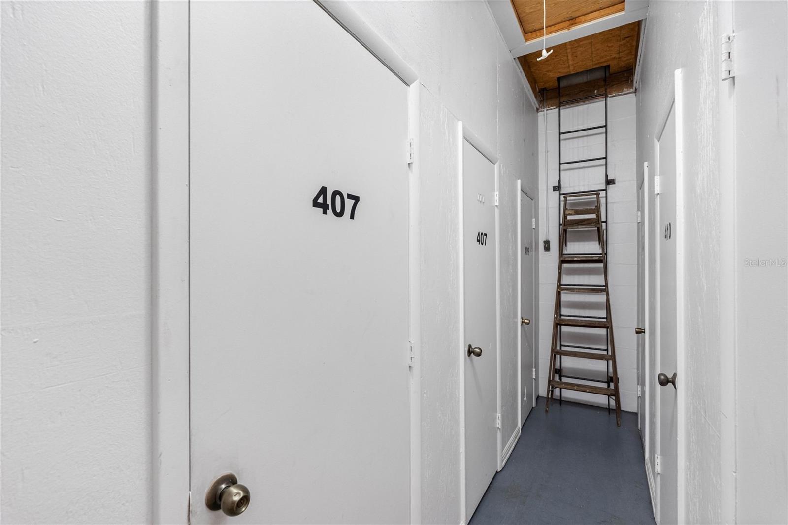 139 BLUFF VIEW DR #407 — photo 29