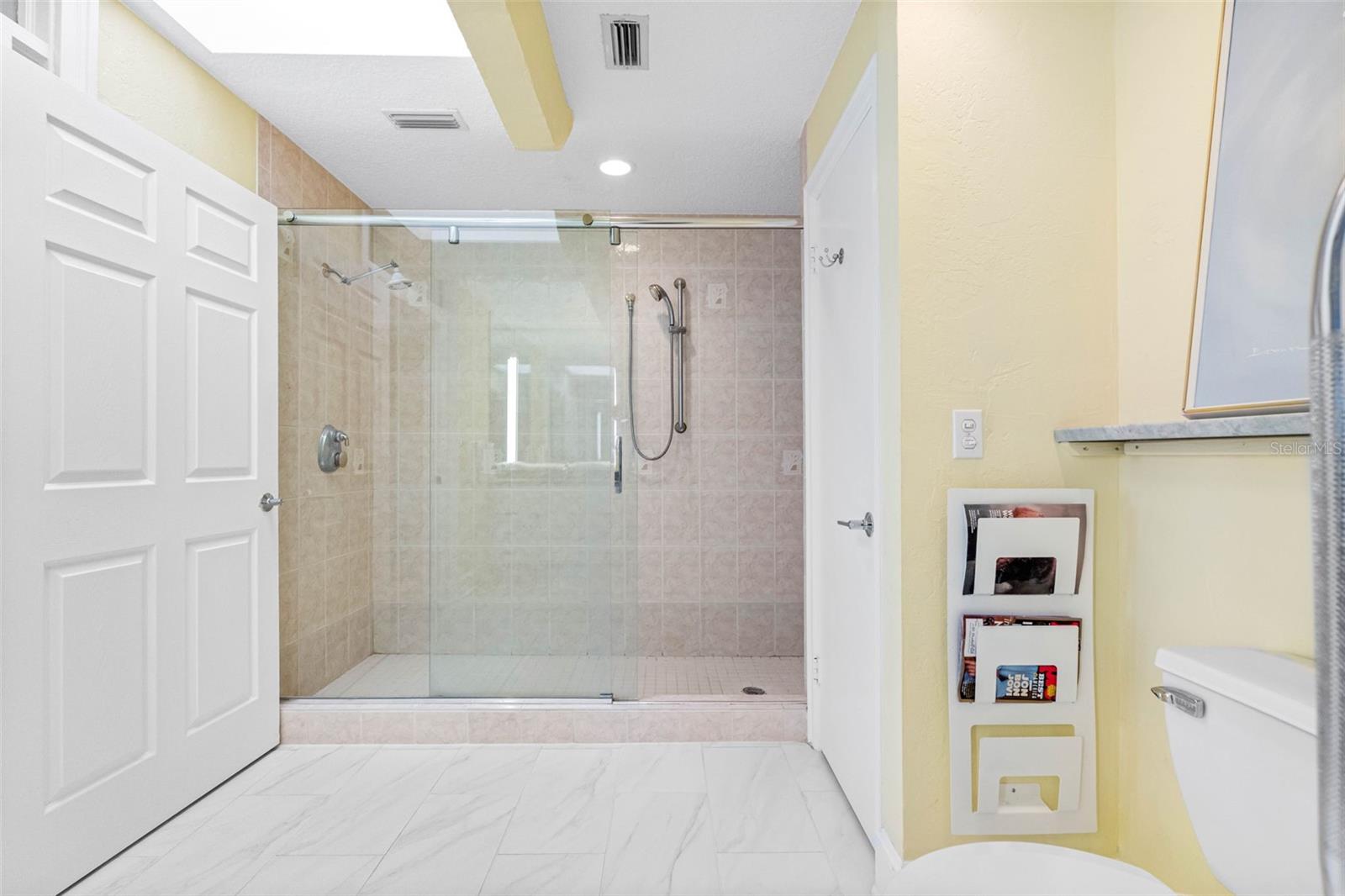 139 BLUFF VIEW DR #407 — photo 21