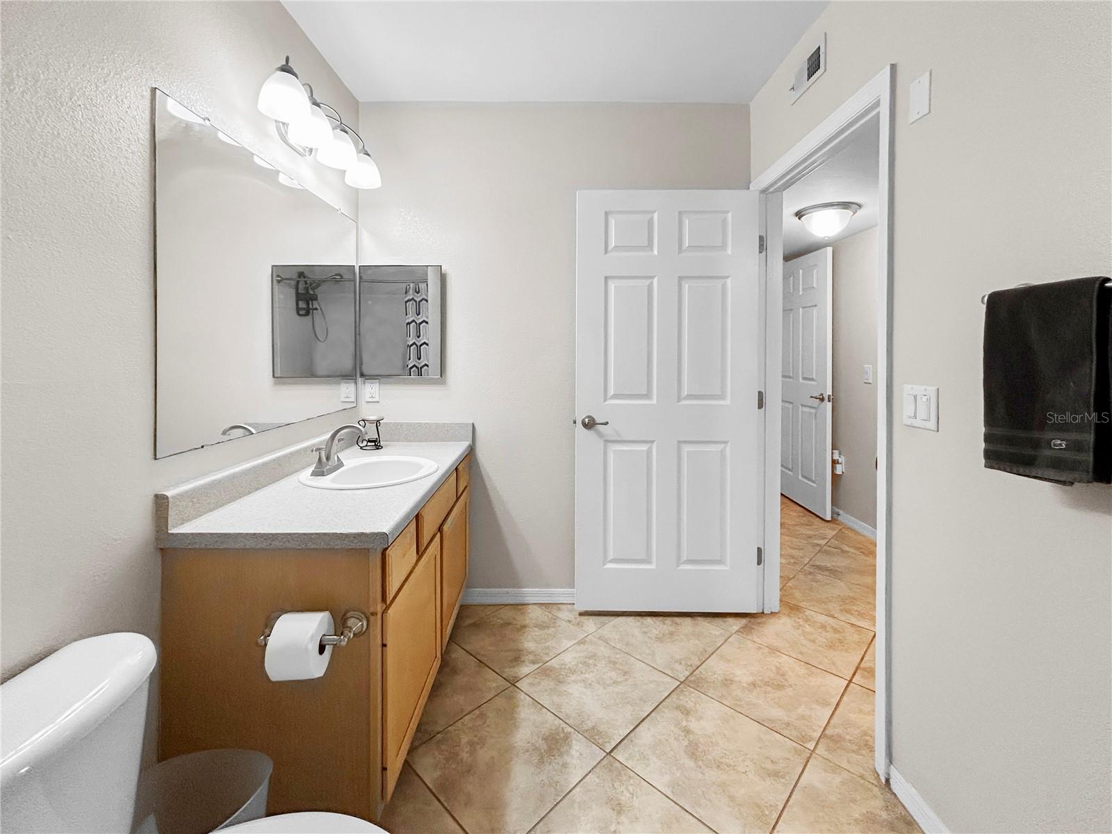 1025 VILLAGIO CIR #101 — photo 18