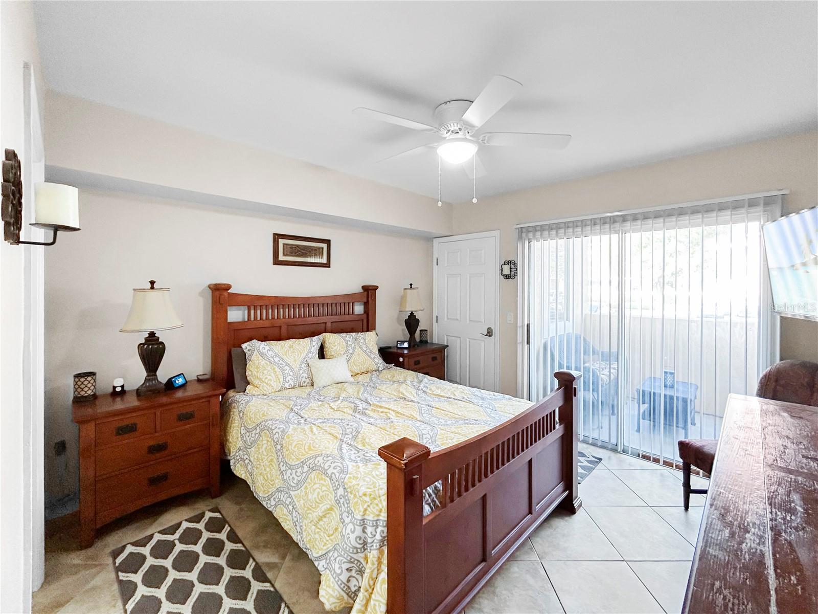 1025 VILLAGIO CIR #101 — photo 13